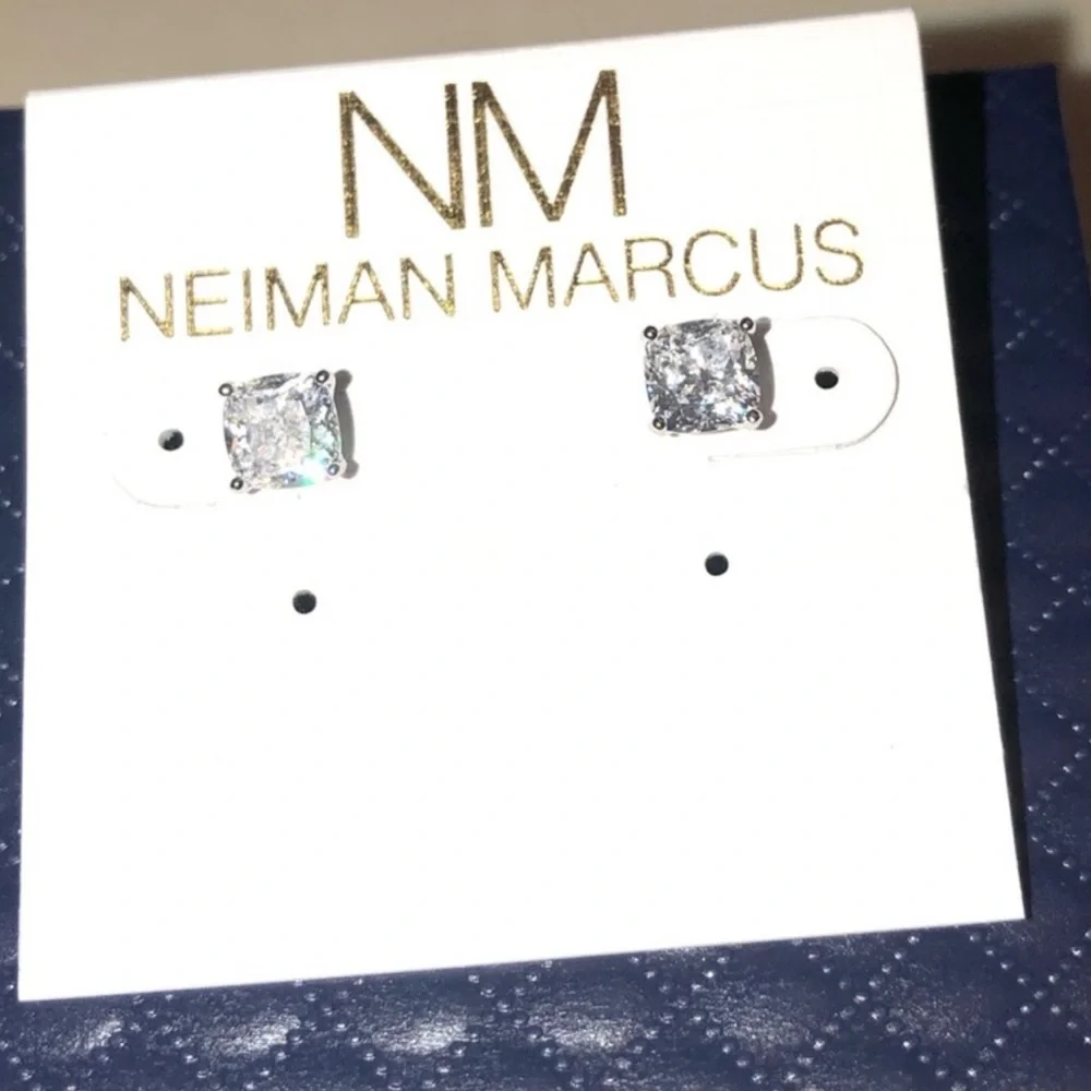 1.5ct Cushion Cut Earrings - Picture 8 of 14